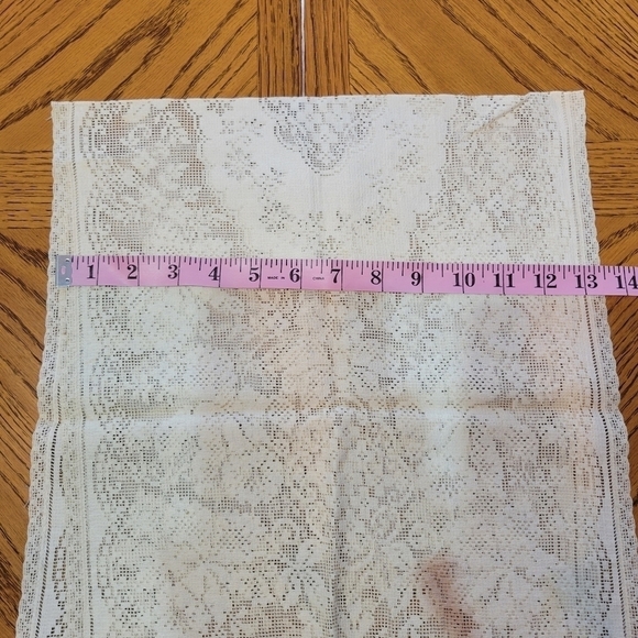 Bundle of Miscellaneous Vintage Linens & Lace - Picture 11 of 12